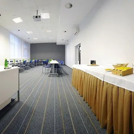 Hotel Zawisza 3*