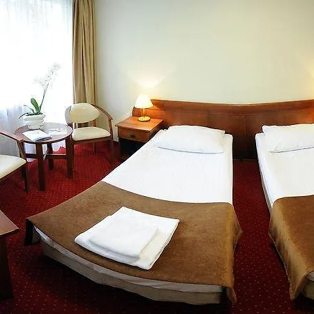 Отель Zawisza 3*