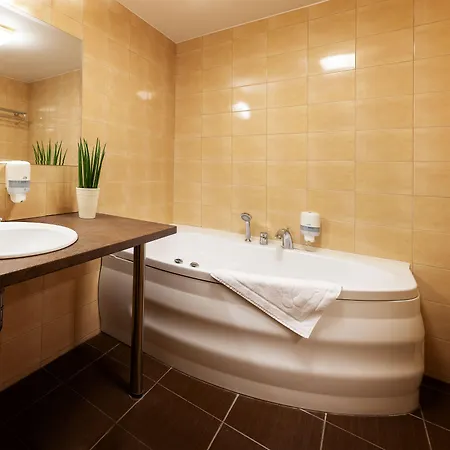 Zawisza 3* Bydgoszcz