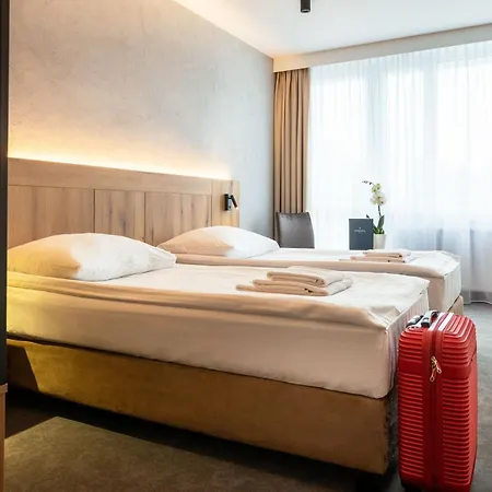 Zawisza 3* Bydgoszcz