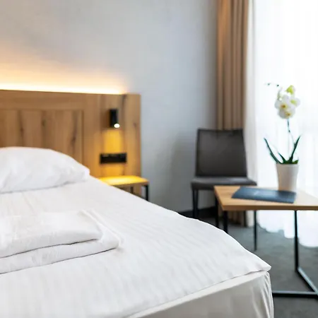 Zawisza Hotel