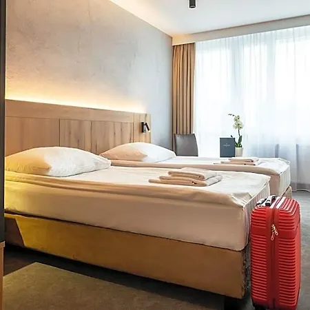 Hotel Zawisza 3*